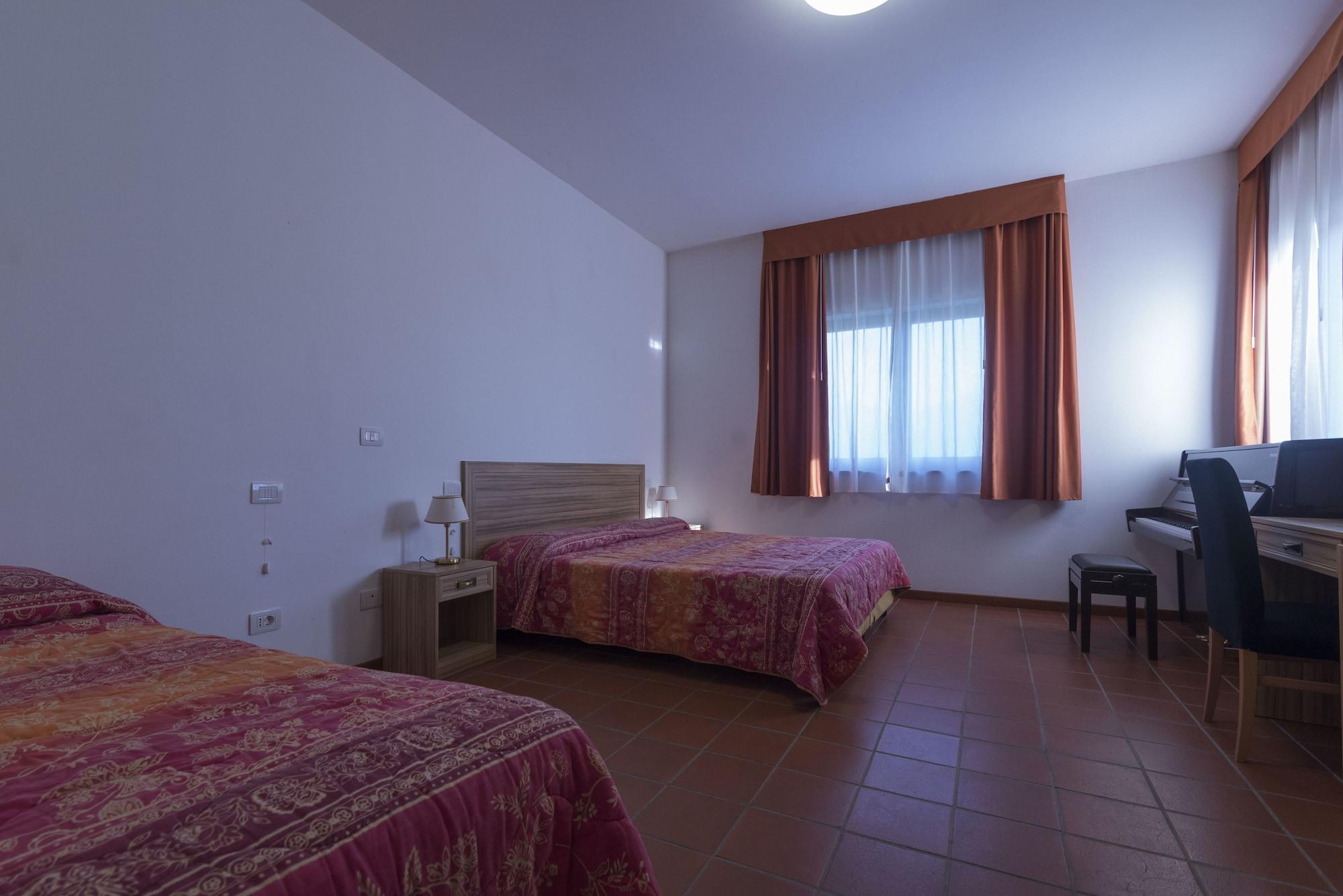 Hotel Villa Del Cardinale Norma Exterior foto